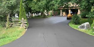 Best Driveway Maintenance Services  in Highlandville, MO